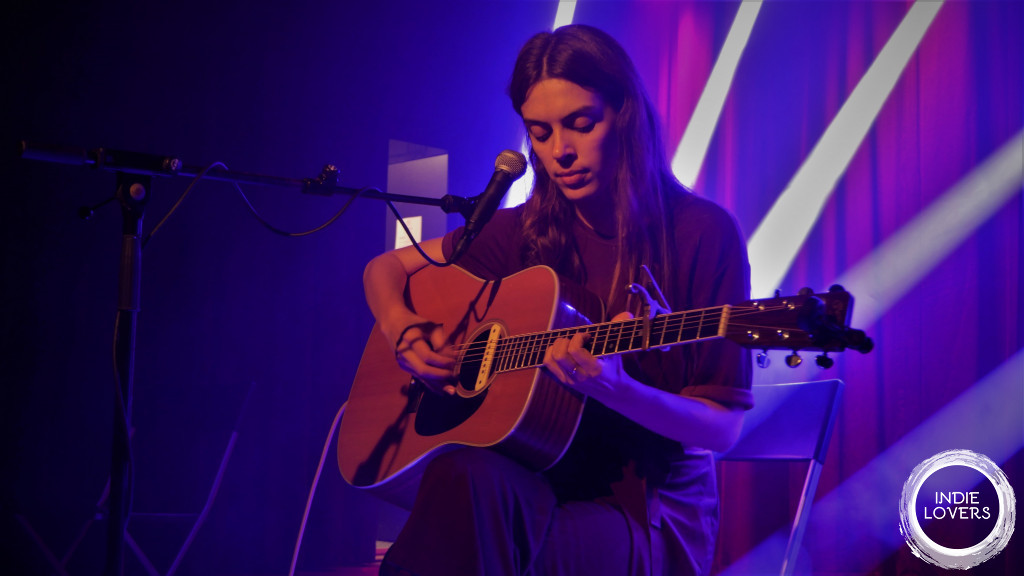 Julie Byrne @ La 2 de Apolo (Foto: Irene Segalés)