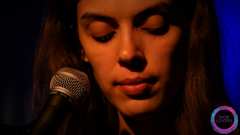 Julie Byrne @ La 2 de Apolo (Foto: Irene Segalés)