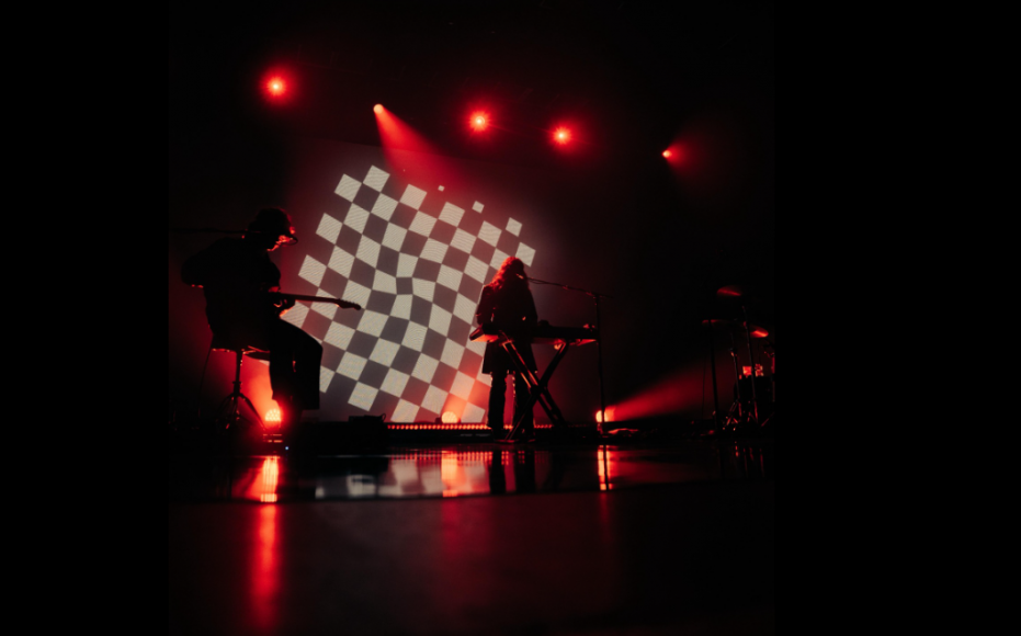 BEACH HOUSE (Foto: Sharon López)