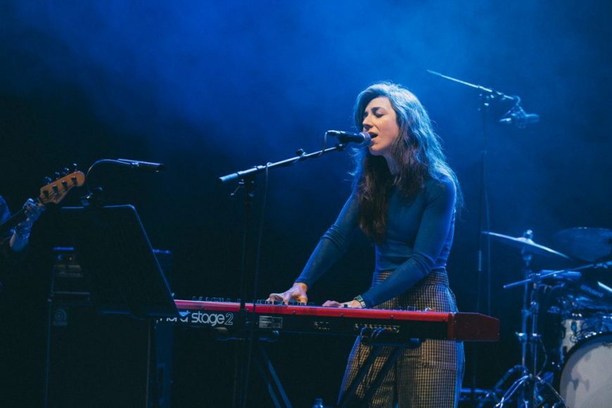 Julia Holter (Foto: Sergio Albert)